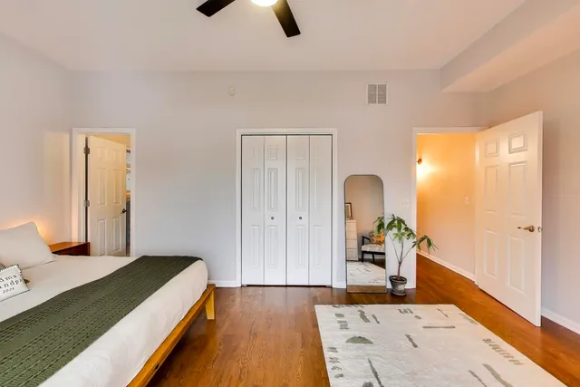 $800,000 | 2852 North Damen Avenue, Unit 3, Chicago, IL 60618