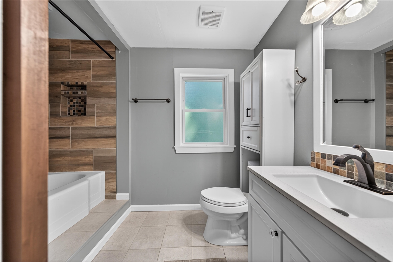 23830 Scotia Road Oak Park, MI 48237 - Photo 15 of 28