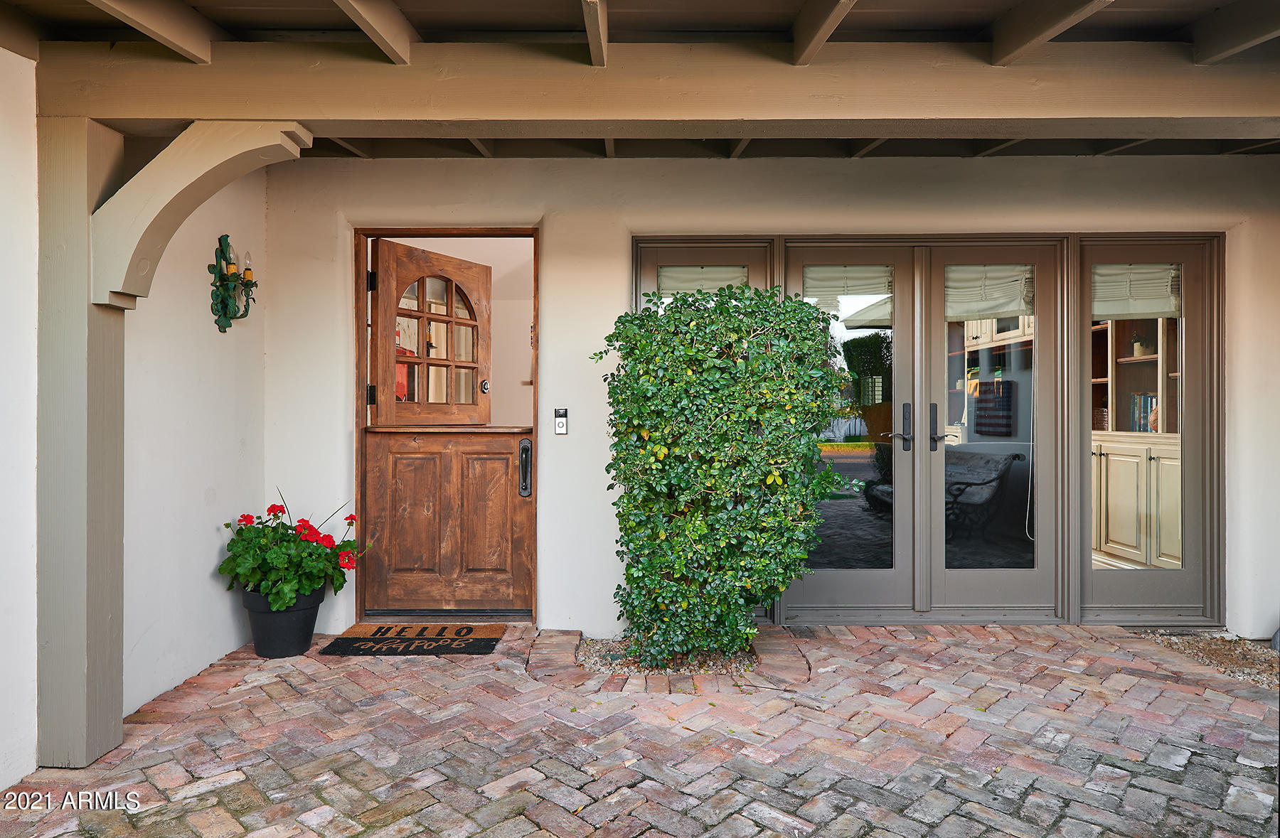 4507 East Cheery Lynn Road Phoenix, AZ 85018 - Photo 5 of 30 frontentrance