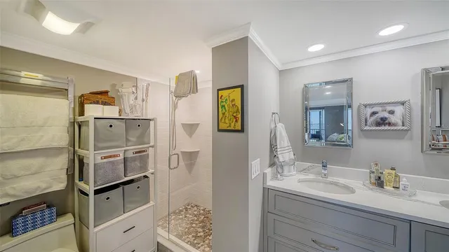 $1,100,000 | 707 South Gulfstream Avenue, Unit 505, Sarasota, FL 34236