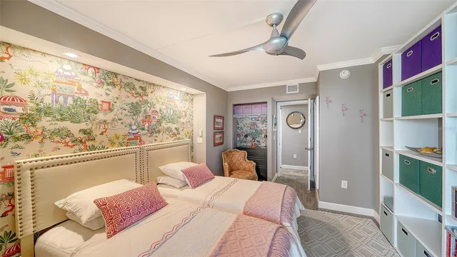 $1,100,000 | 707 South Gulfstream Avenue, Unit 505, Sarasota, FL 34236