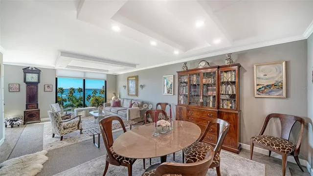 $1,100,000 | 707 South Gulfstream Avenue, Unit 505, Sarasota, FL 34236