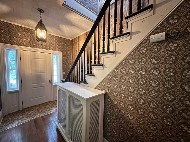 $199,900 | 217 East High Street, Farmer City, IL 61842