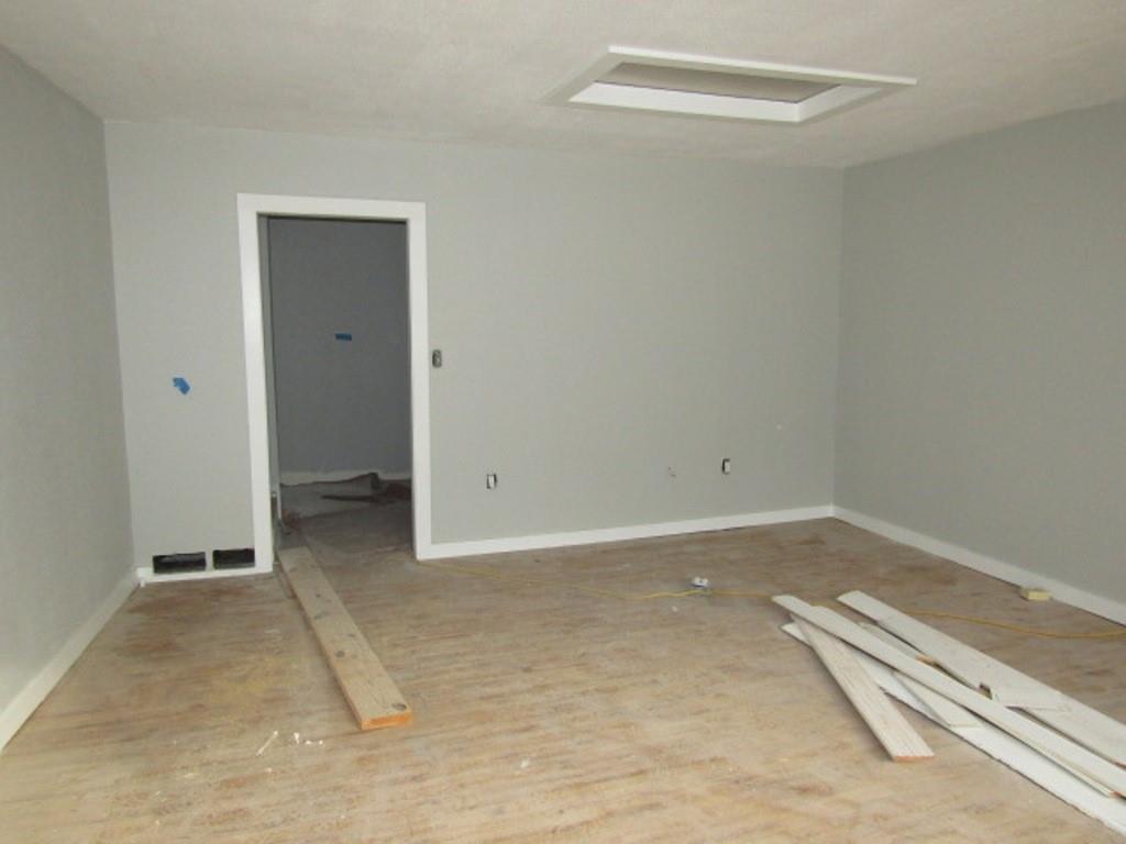 407-409 West 8th Avenue Homestead, PA 15120 - Photo 9 of 36 a view of a room with drop ceiling