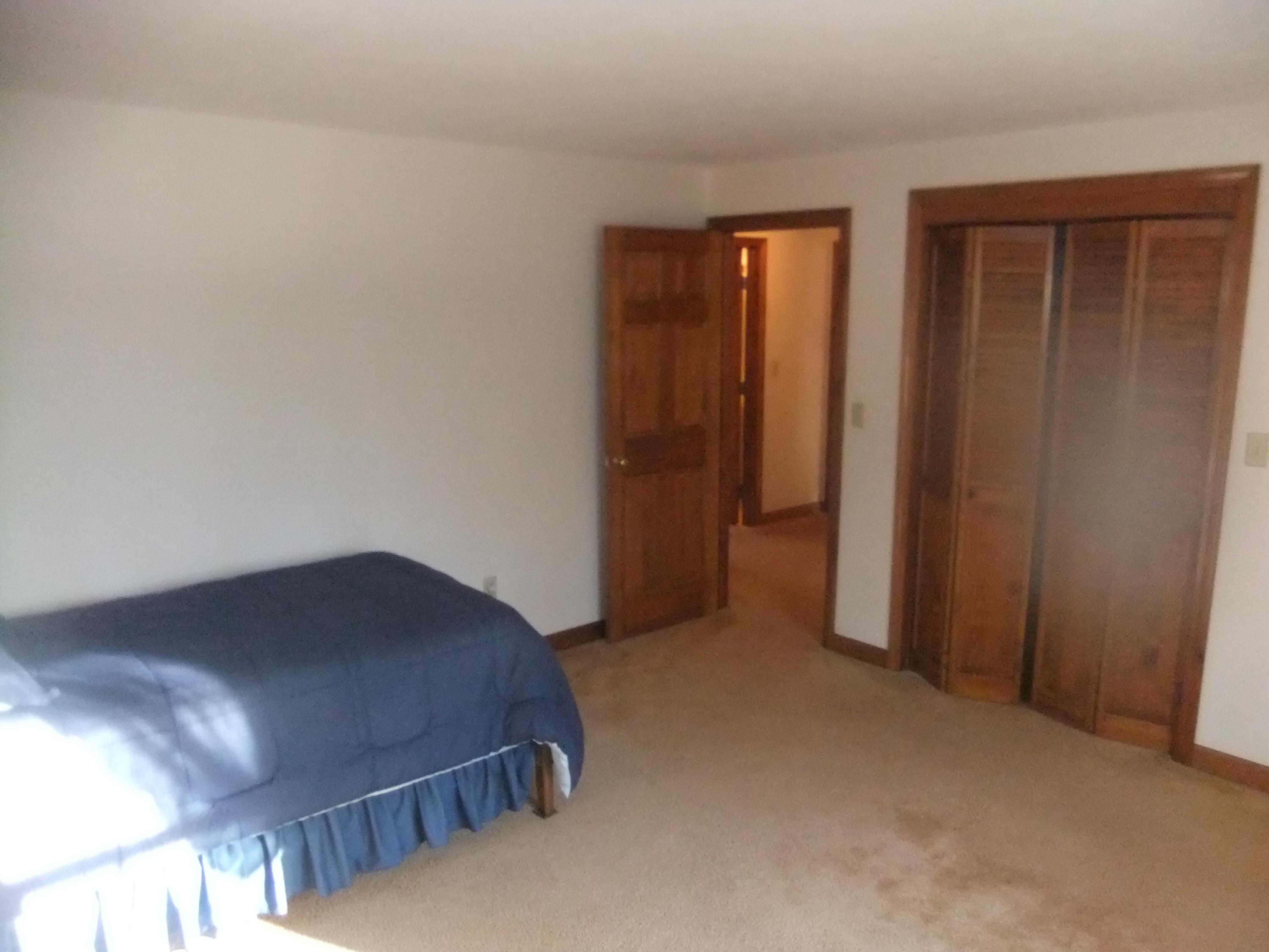 33 Ridgewood Road Orleans, MA 02653 - Photo 7 of 35 a view of bedroom