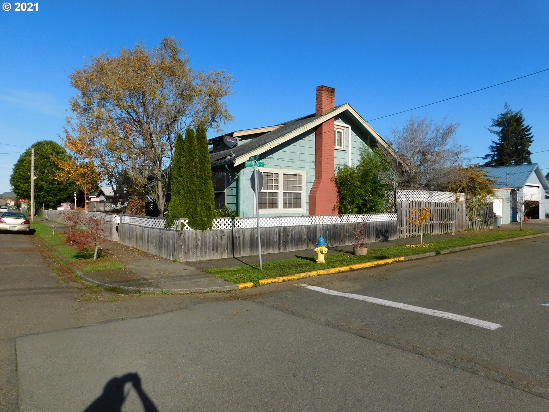 731 6th Street Myrtle Point, OR 97458 - Photo 1 of 27 Gallery Image 1