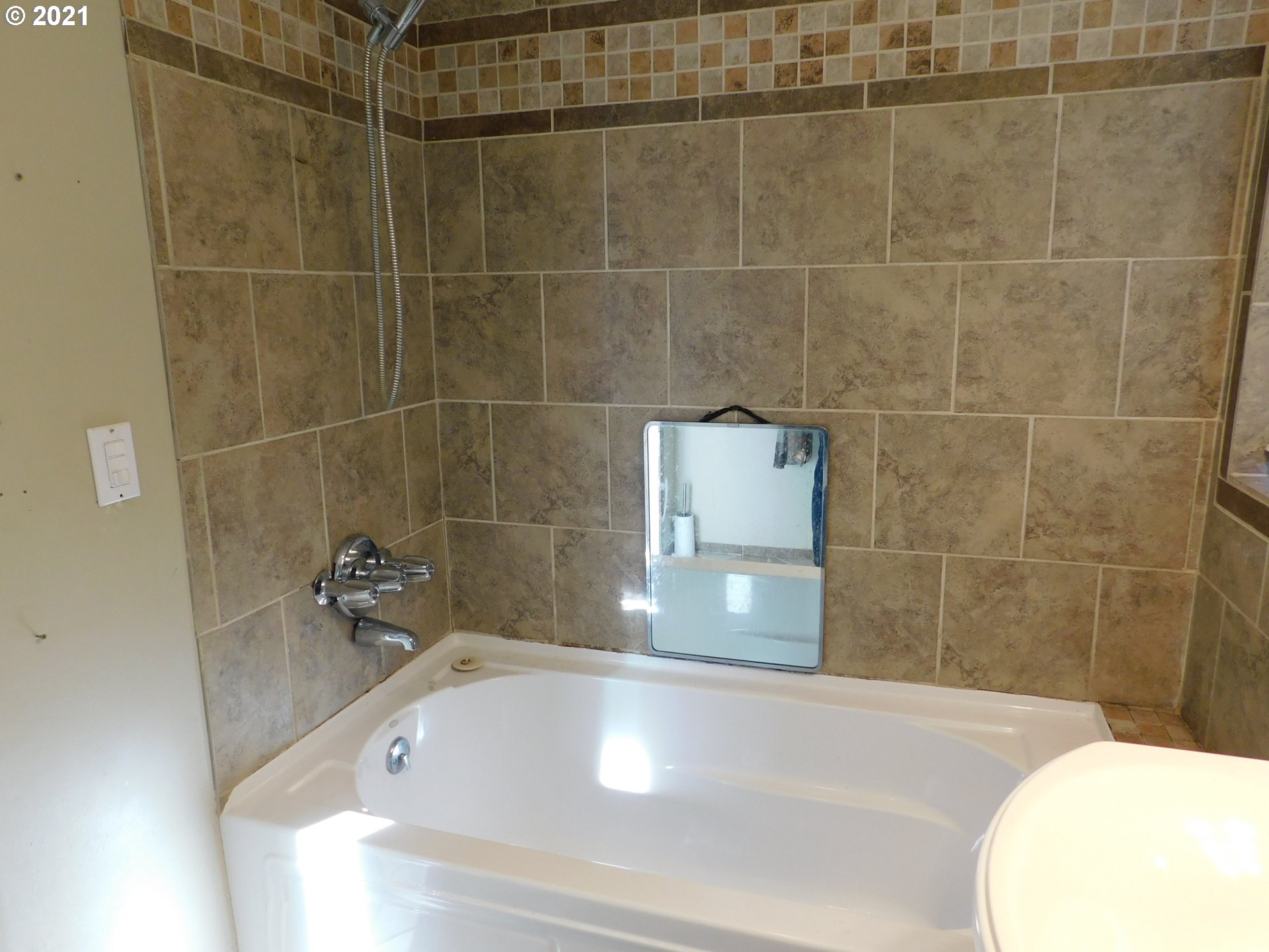731 6th Street Myrtle Point, OR 97458 - Photo 12 of 27 Gallery Image 12
