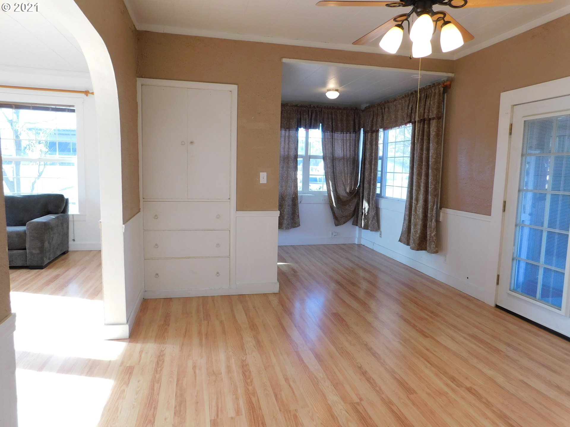 731 6th Street Myrtle Point, OR 97458 - Photo 7 of 27 Gallery Image 7