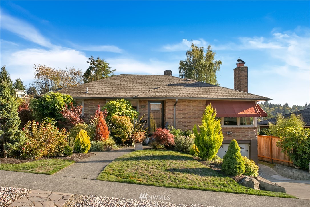 4053 Southwest Donovan Street Seattle, WA 98136 - Photo 1 of 23 Gallery Image 1