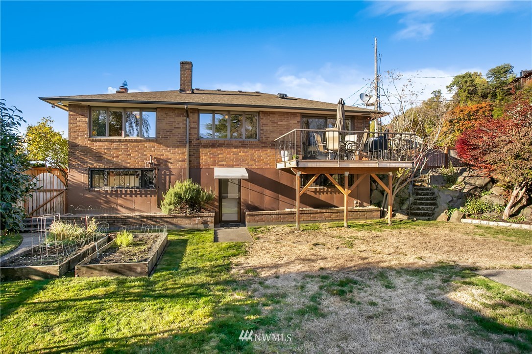 4053 Southwest Donovan Street Seattle, WA 98136 - Photo 22 of 23 Gallery Image 22