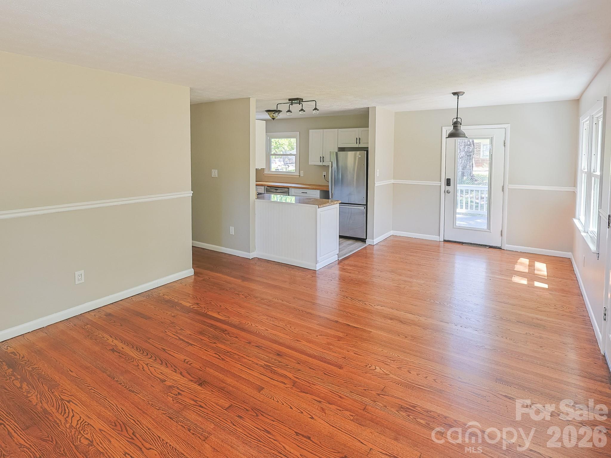 40 Oakley Road Asheville, NC 28803 - Photo 3 of 23 Gallery Image 3