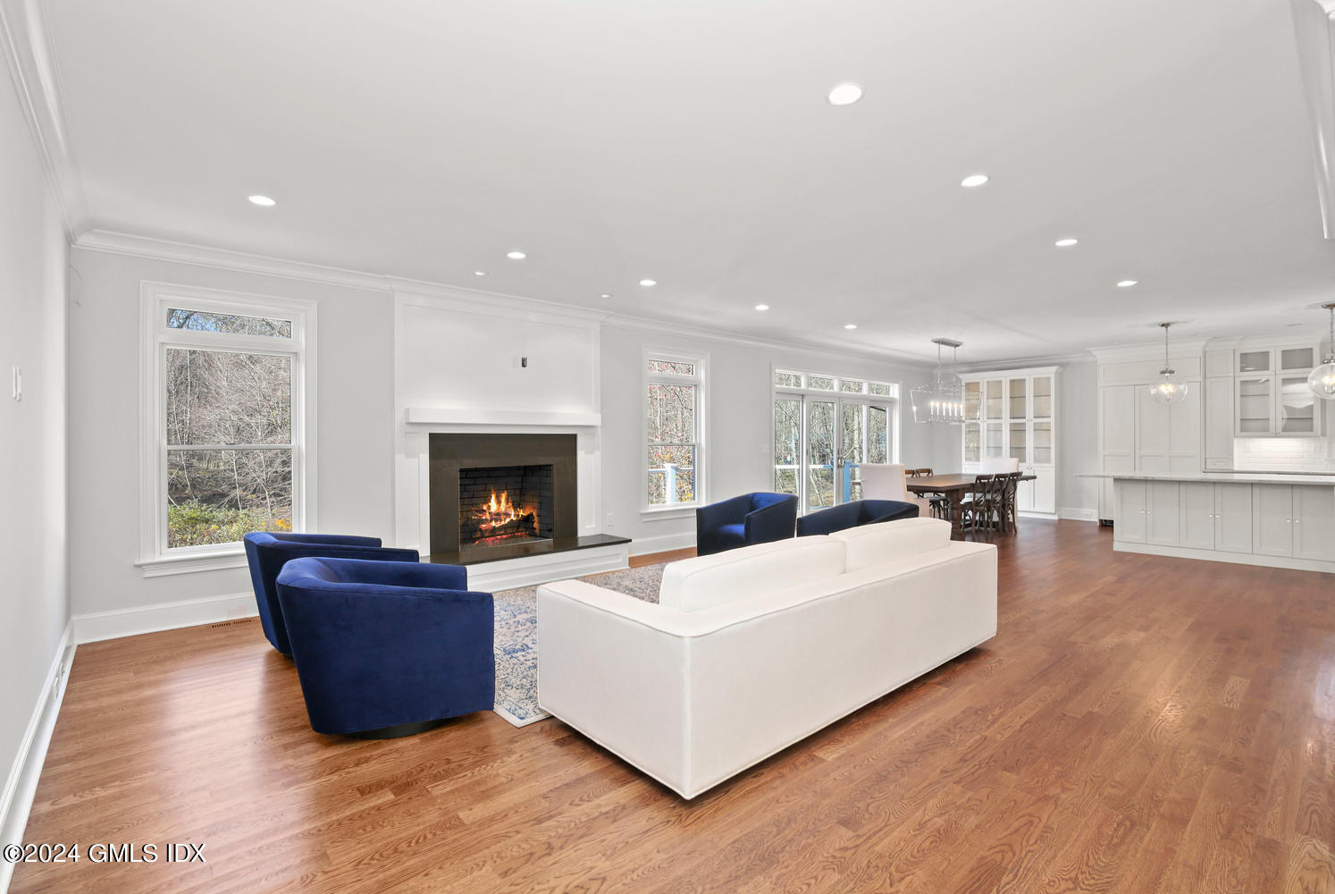 580 Rock Rimmon Road Stamford, CT 06903 - Photo 8 of 48 580 Rock Rimmon Rd Stamford CT-large-017