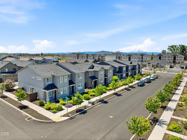 $6,240,000 | 2598 Northwest Spruce Cone Lane, Redmond, OR 97756