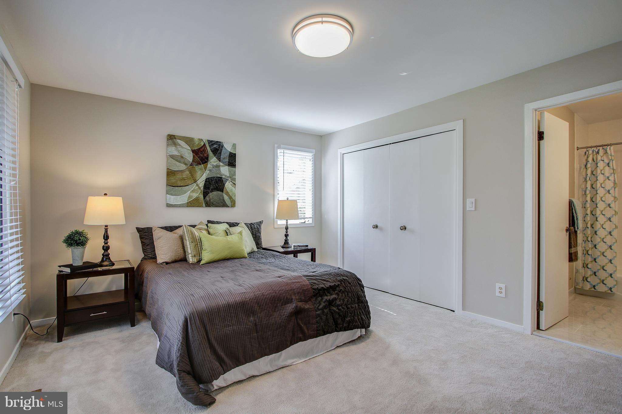 9912 Bluegrass Road Potomac, MD 20854 - Photo 21 of 30 Bedroom