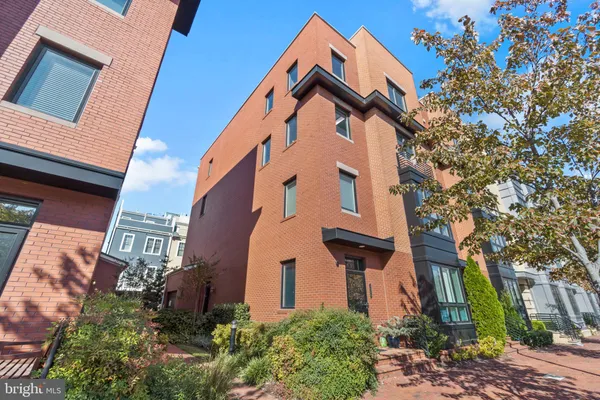 $5,700 | 1304 Main Line Boulevard, Alexandria, VA 22301