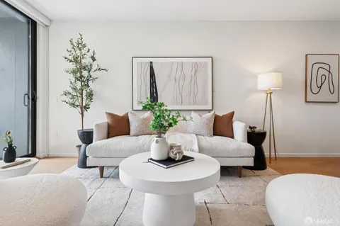 $698,000 | 230 7th Street, Unit 604, San Francisco, CA 94103