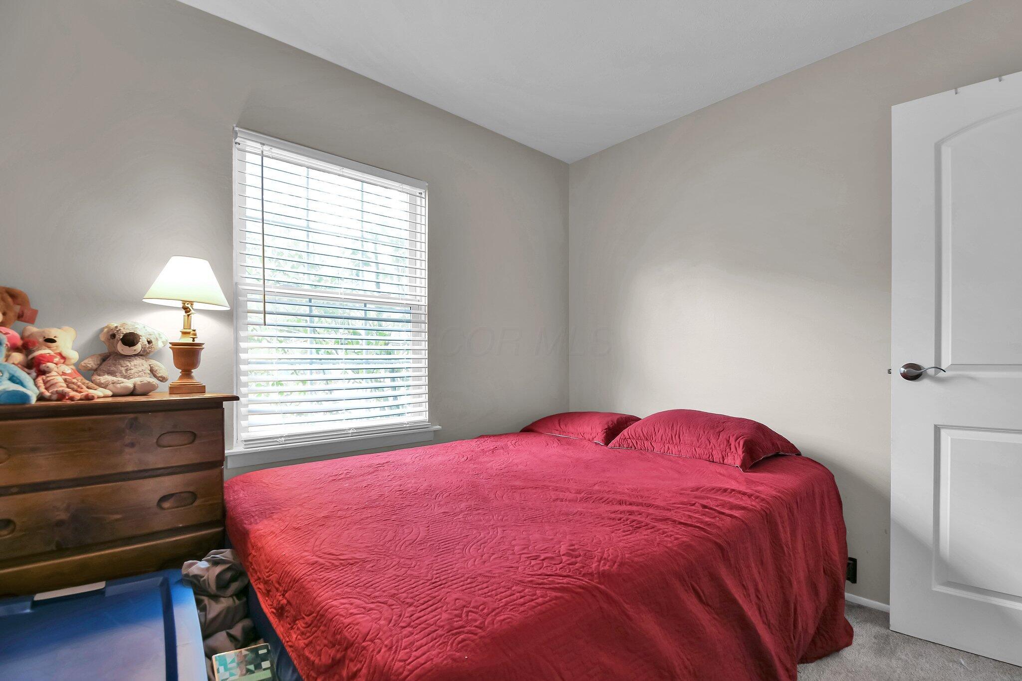 664 Hines Road Columbus, OH 43230 - Photo 14 of 25 Bedroom 3