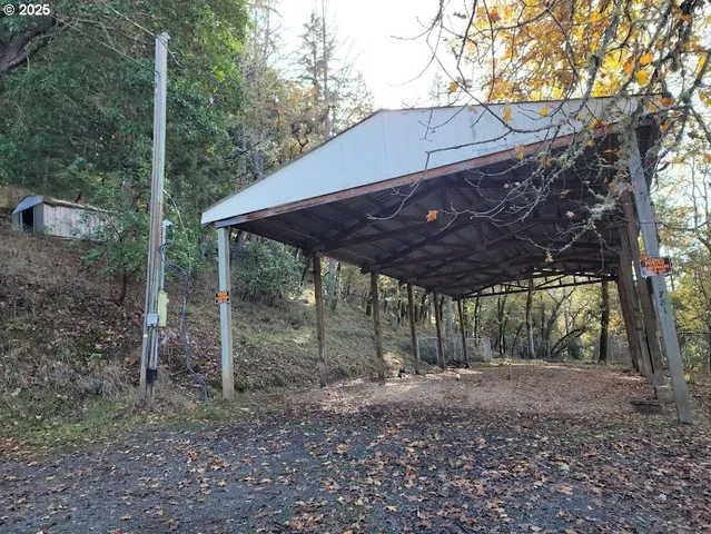 $89,900 | 781 Plin Street, Myrtle Creek, OR 97457