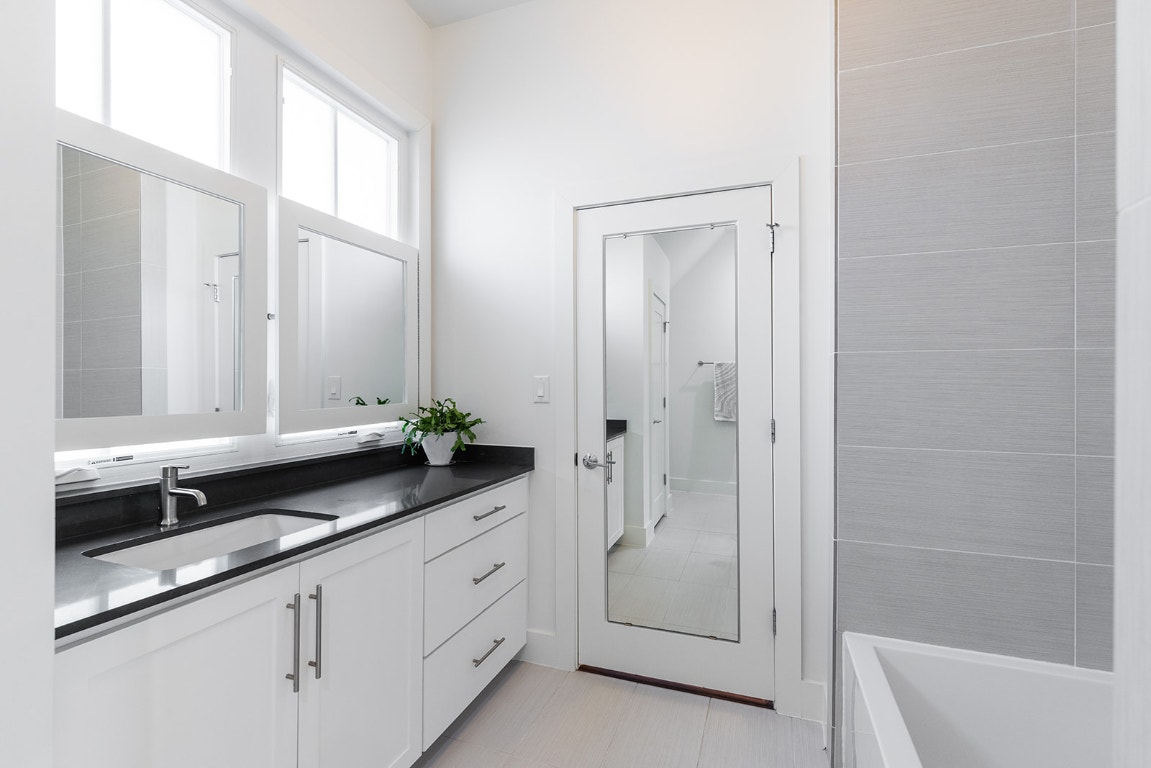 712 Cardinal Lane, Unit A Austin, TX 78704 - Photo 26 of 37 Dedicated bath for bedroom/office is a nice touch.