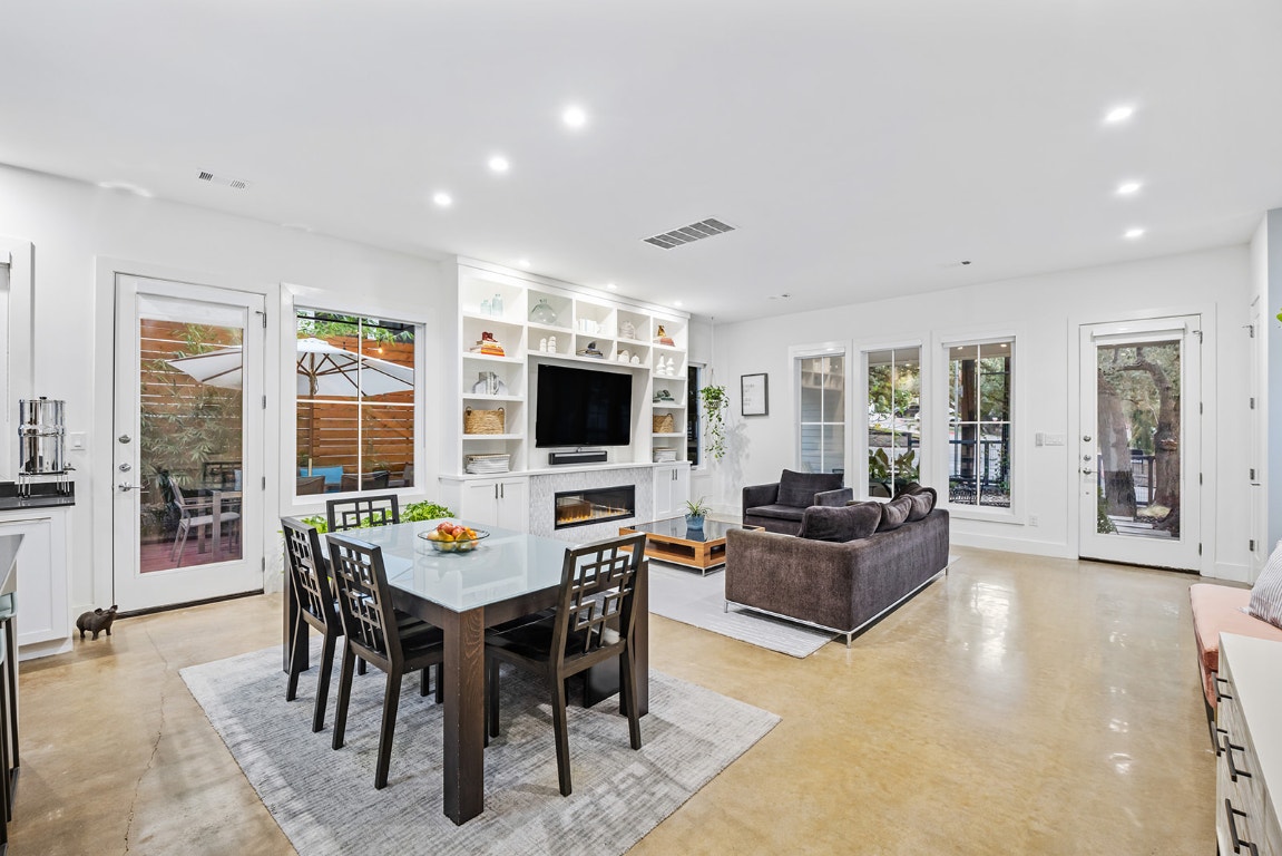 712 Cardinal Lane, Unit A Austin, TX 78704 - Photo 9 of 37 Generous and flexible dining area.