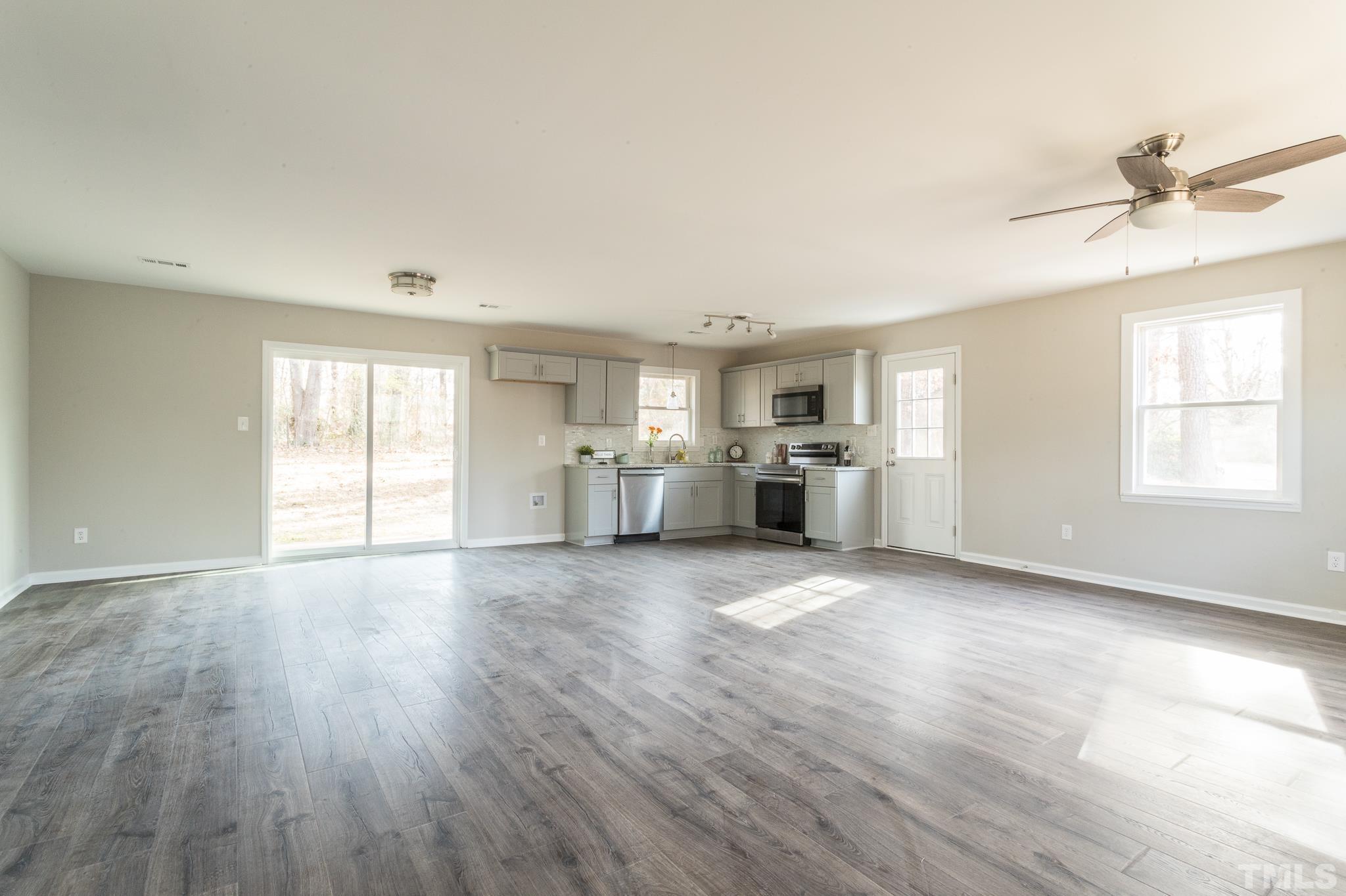 2714 Darrow Road Durham, NC 27704 - Photo 8 of 20 Gallery Image 8