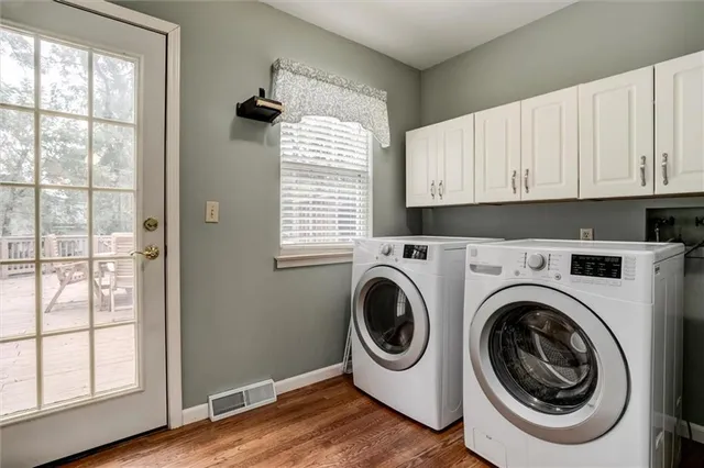 $419,900 | 13013 West 101st Street, Lenexa, KS 66215