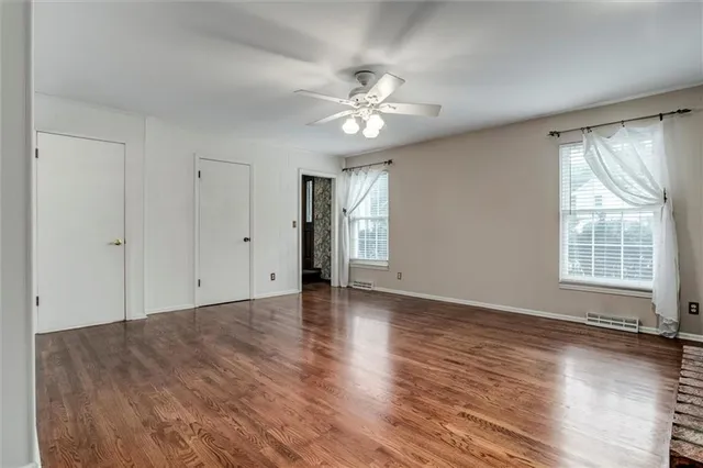 $419,900 | 13013 West 101st Street, Lenexa, KS 66215