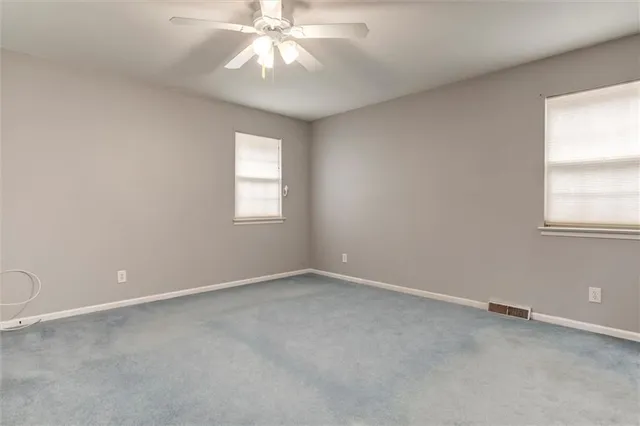 $419,900 | 13013 West 101st Street, Lenexa, KS 66215