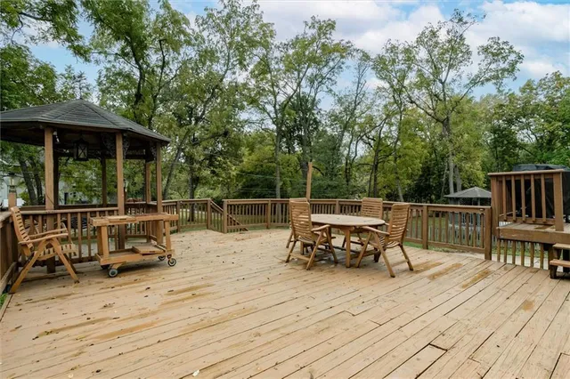 $419,900 | 13013 West 101st Street, Lenexa, KS 66215