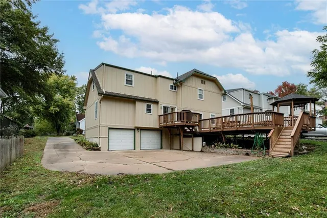 $419,900 | 13013 West 101st Street, Lenexa, KS 66215