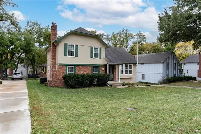 $419,900 | 13013 West 101st Street, Lenexa, KS 66215