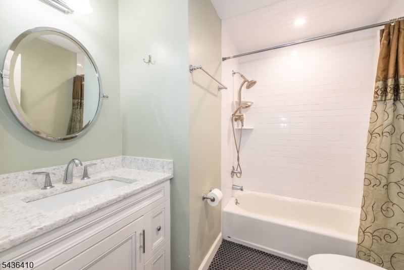 13 Briarwood Road Long Valley, NJ 07853 - Photo 22 of 30