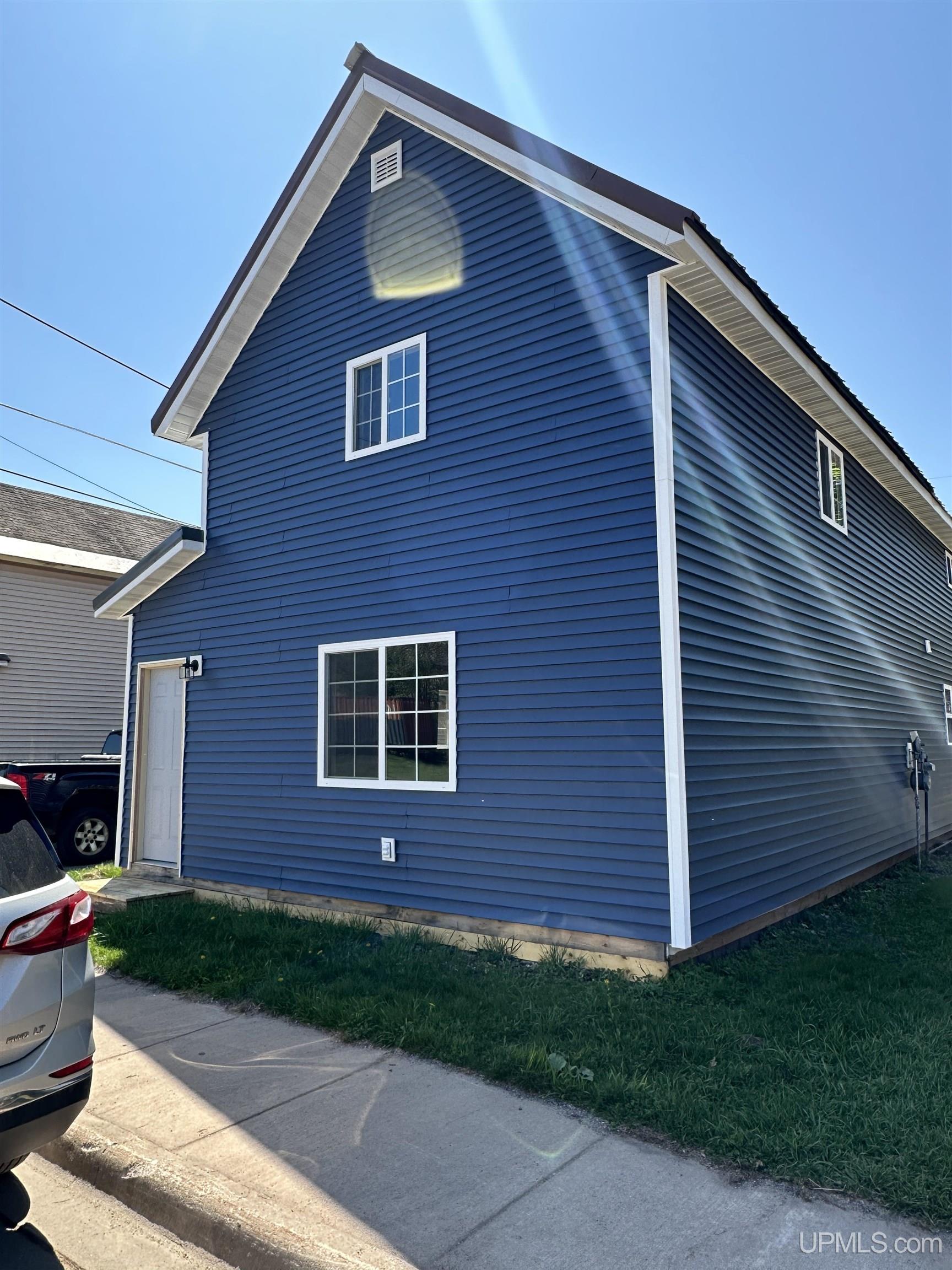 411 North 2nd Street Ishpeming, MI 49849 - Photo 1 of 48