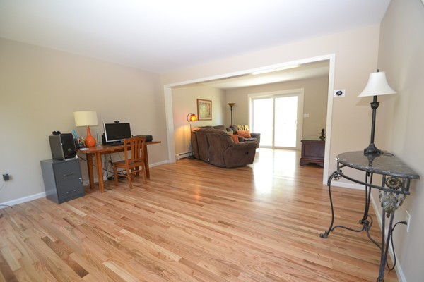 11 Elm Road Littleton, MA 01460 - Photo 4 of 24 Gallery Image 4
