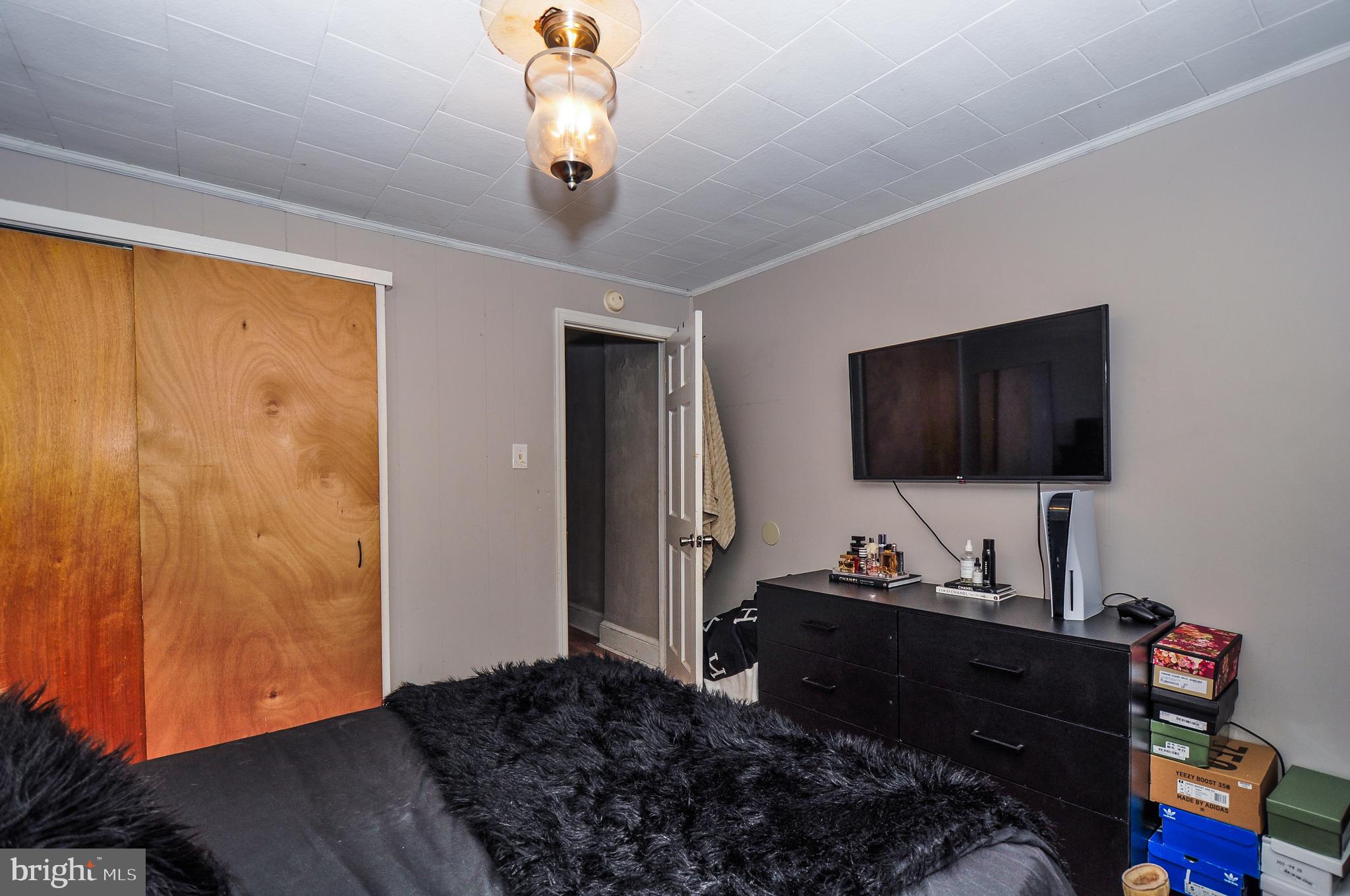 1159 Birch Street Reading, PA 19604 - Photo 6 of 15