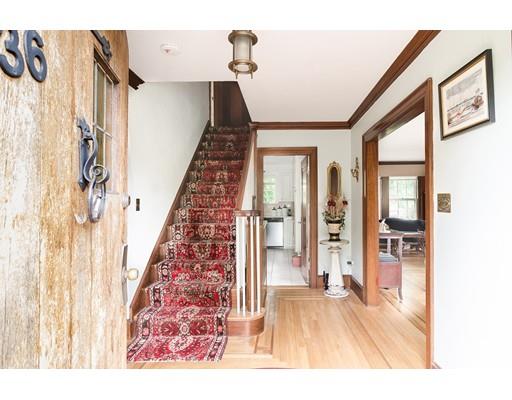 36 Stoney Brae Road Quincy, MA 02170 - Photo 3 of 38 Gallery Image 3