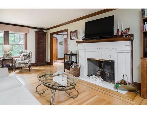 36 Stoney Brae Road Quincy, MA 02170 - Photo 8 of 38 Gallery Image 8