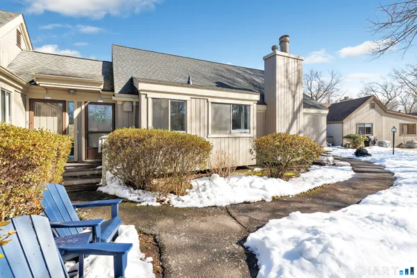 $575,000 | 261a Agawam Drive, Unit A, Stratford, CT 06614