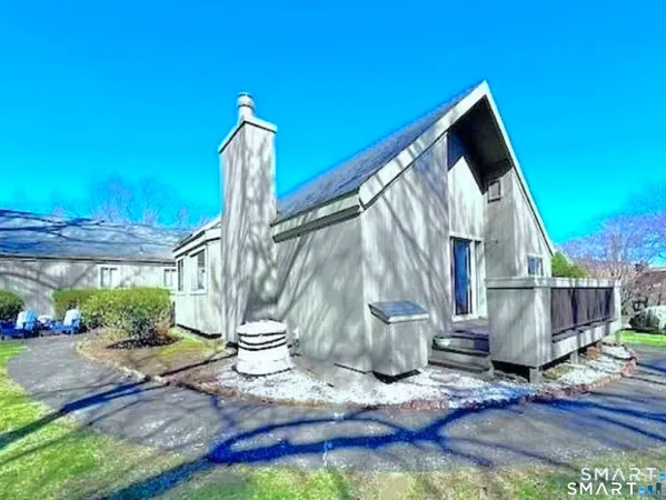 $575,000 | 261a Agawam Drive, Unit A, Stratford, CT 06614