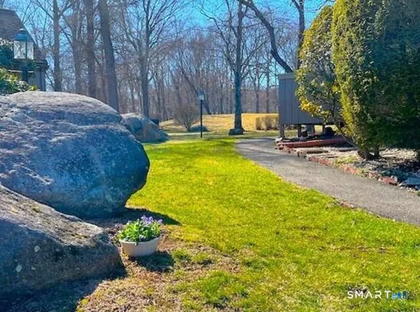 $575,000 | 261a Agawam Drive, Unit A, Stratford, CT 06614