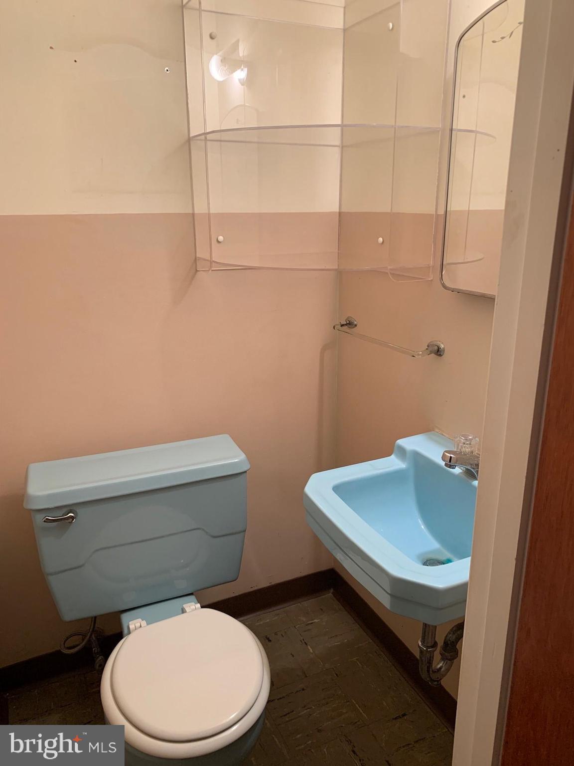 950 Rozel Avenue Southampton, PA 18966 - Photo 5 of 13 Gallery Image 5