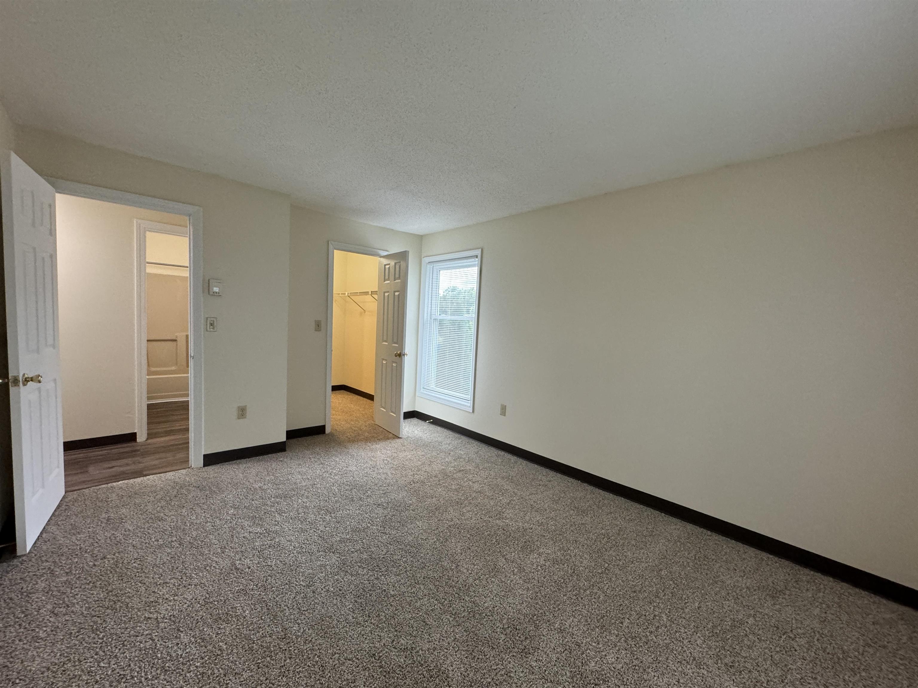 131 Eastern Avenue, Unit 201 Manchester, NH 03104 - Photo 25 of 45