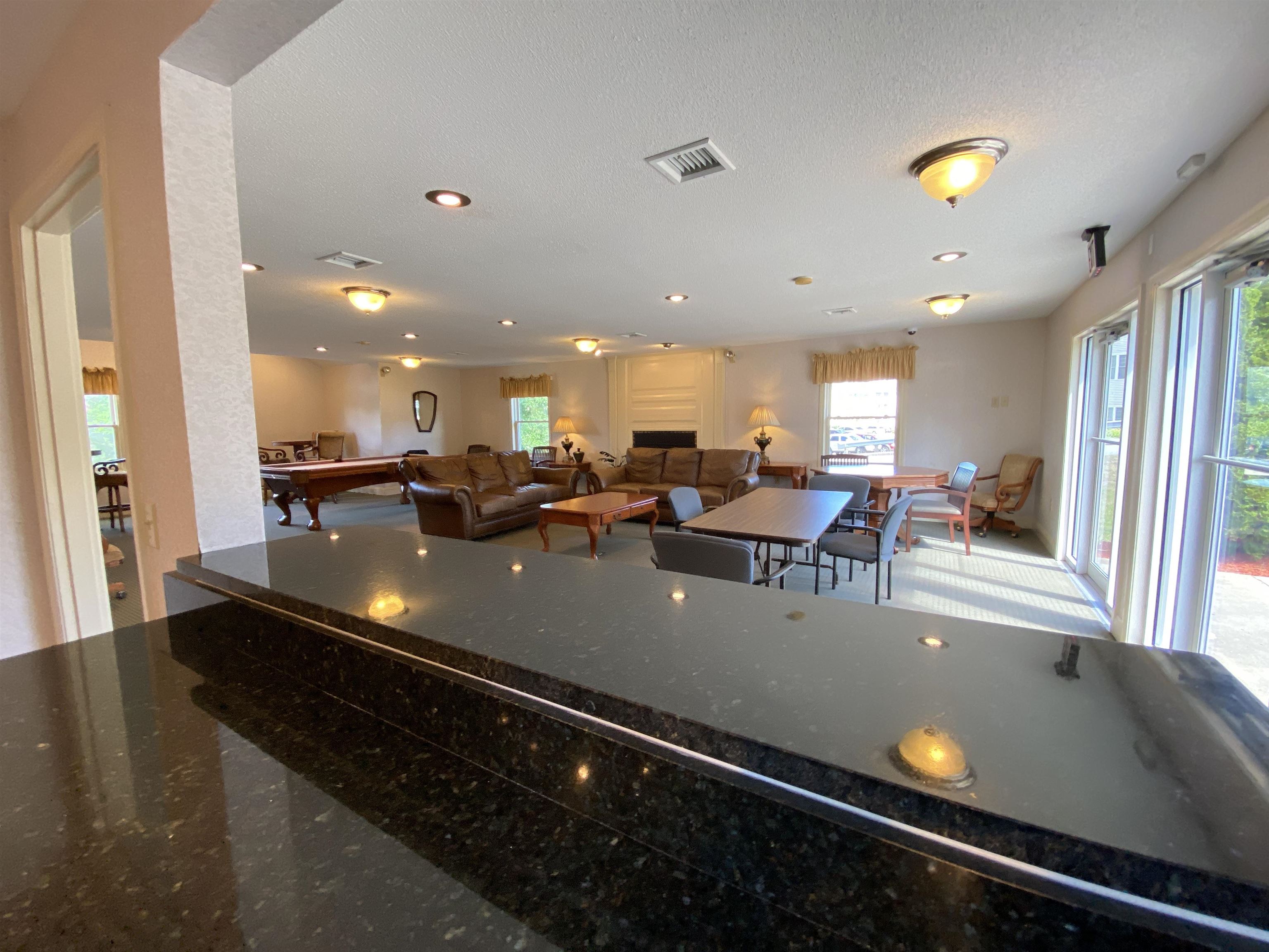 131 Eastern Avenue, Unit 201 Manchester, NH 03104 - Photo 37 of 45