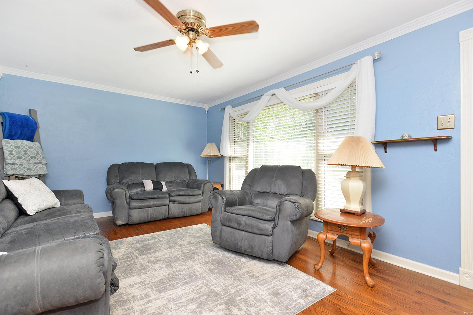 6268 Heintz Road St. Louis, MO 63129 - Photo 3 of 34