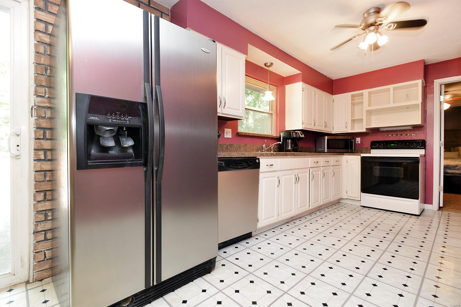 6268 Heintz Road St. Louis, MO 63129 - Photo 6 of 34