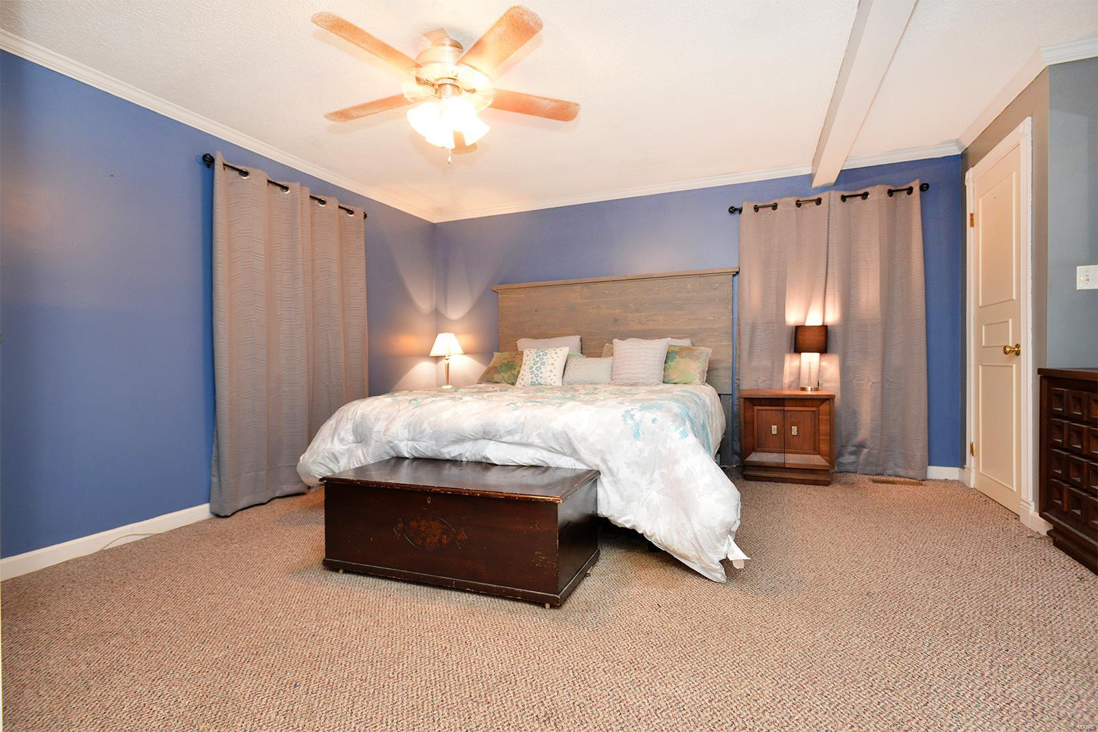 6268 Heintz Road St. Louis, MO 63129 - Photo 10 of 34