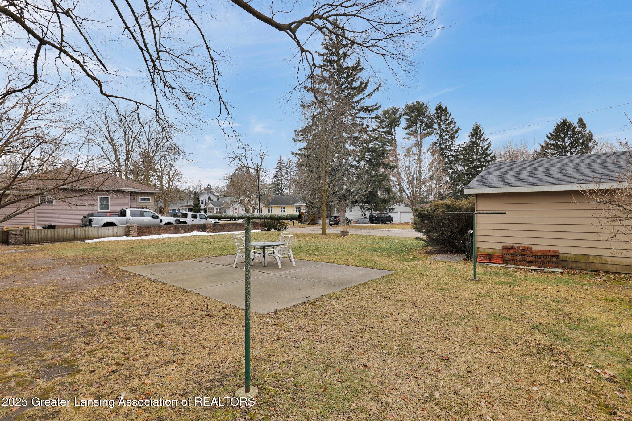 4401 Keller Road Holt, MI 48842 - Photo 8 of 11 8-web-or-mls-Open Ended Media-8