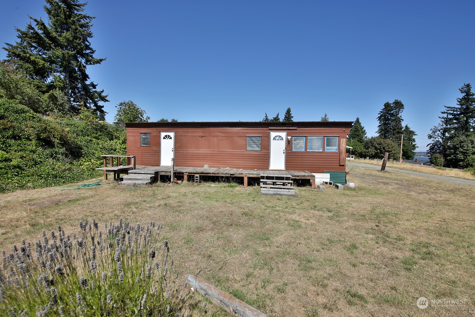 6465 Humphrey Road Clinton, WA 98236 - Photo 13 of 24 Gallery Image 13