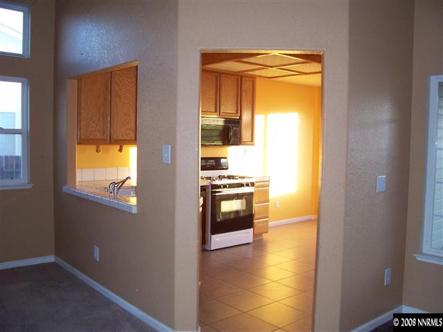 2695 Starks Way Reno, NV 89512 - Photo 6 of 8 Photo 6