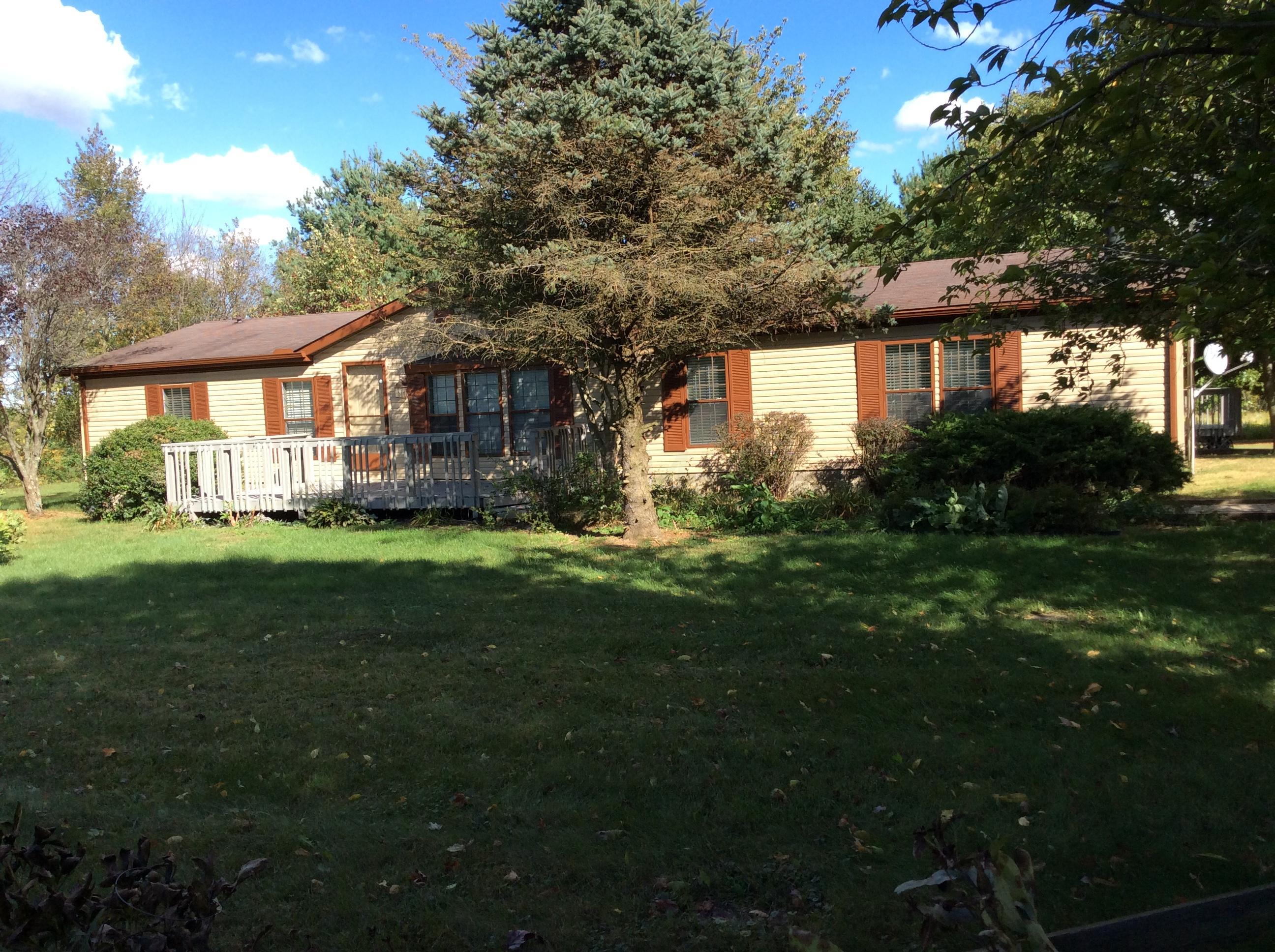 24 Mt Zion Road Southwest Lancaster, OH 43130 - Photo 1 of 15
